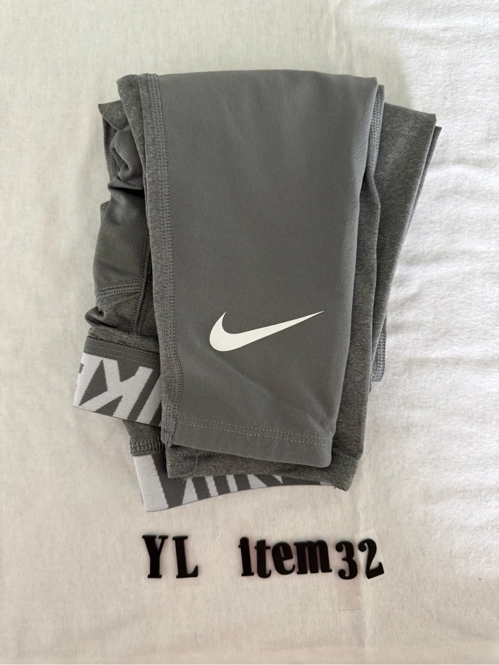 Nike Pro Men’s Gray Performance Compression Tights
